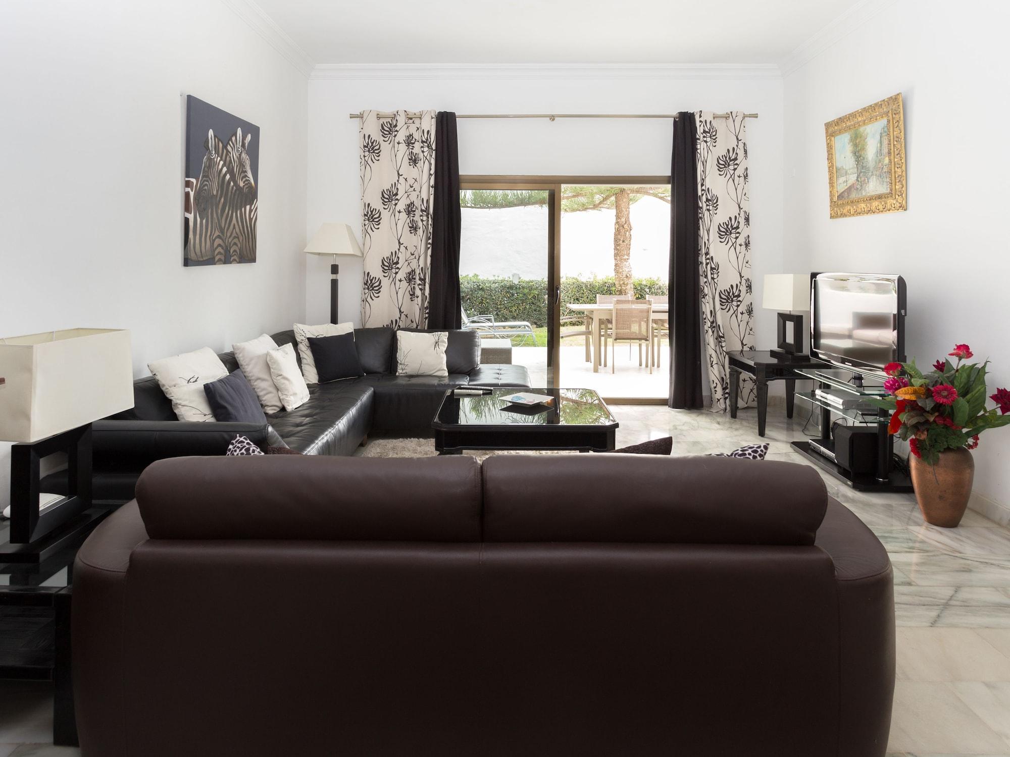 Coral Hotel 4*